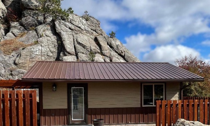 Custer Cabina | Paradise Land Cabin A