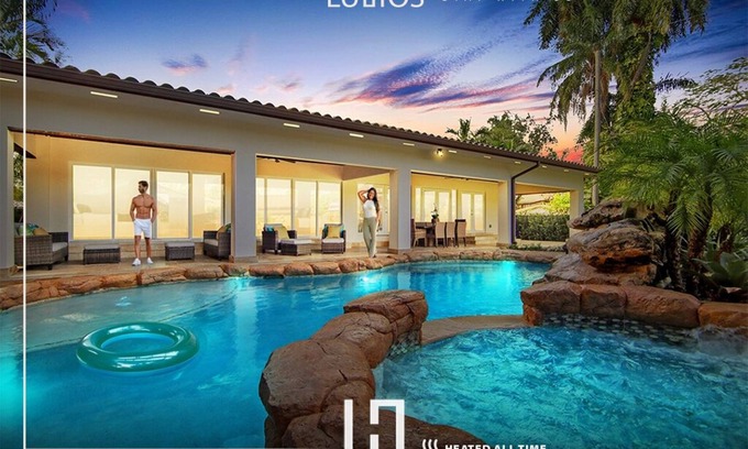 Miami Shores Casa | Paradise Near Beach-Downtown w/ Heated pool/Mini Golf & BBQ