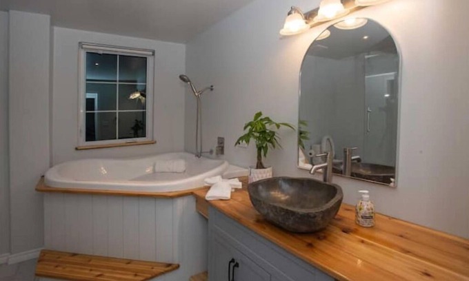 Virgil Apartamento | Paradise on the Parkway