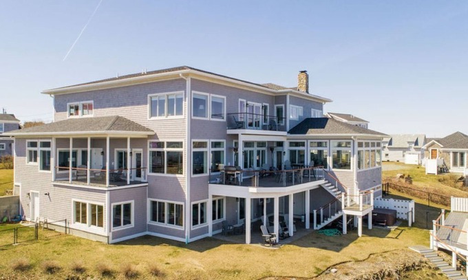 York Beach Casa | Paradise on the Rocks - York Oceanfront