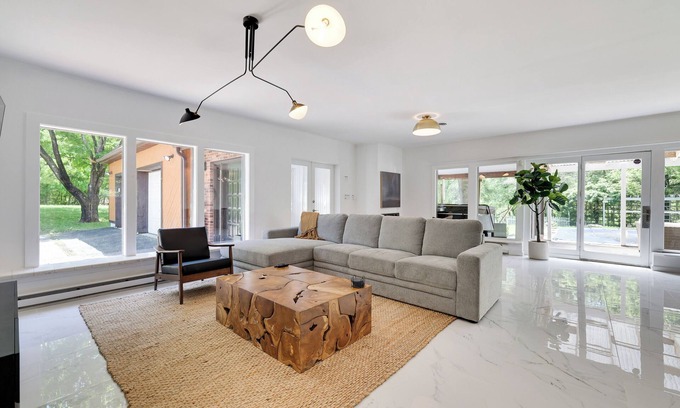 Mount Pocono Casa | Paradise Retreat by AvantStay | Pool, Hot Tub, & Game Room!