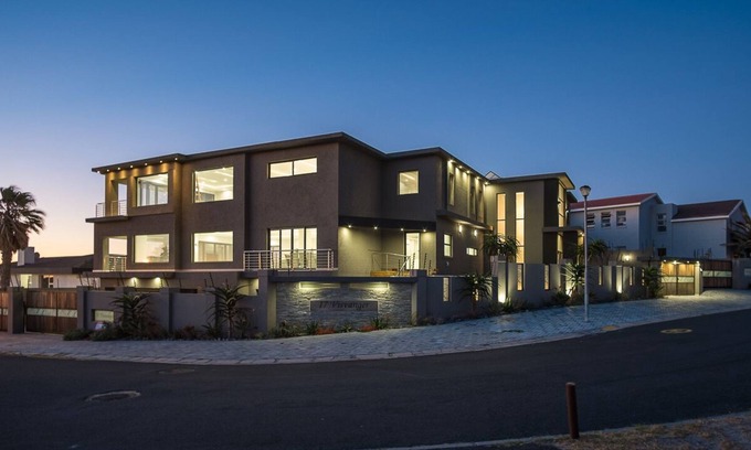 Melkbosstrand Villa | Paradise Vacation Villa