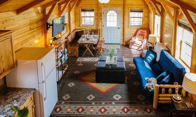 Livingston Casa | Paradise Valley Cabin by Chico and Yellowstone Park!