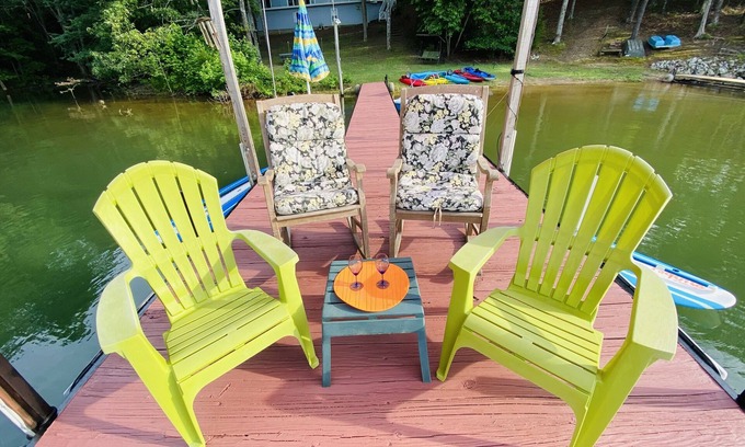 Reed Creek Casa | Paradise View Getaway - Dacha