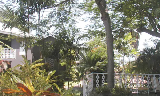 Spring Garden Apartamento | Paradise Villas