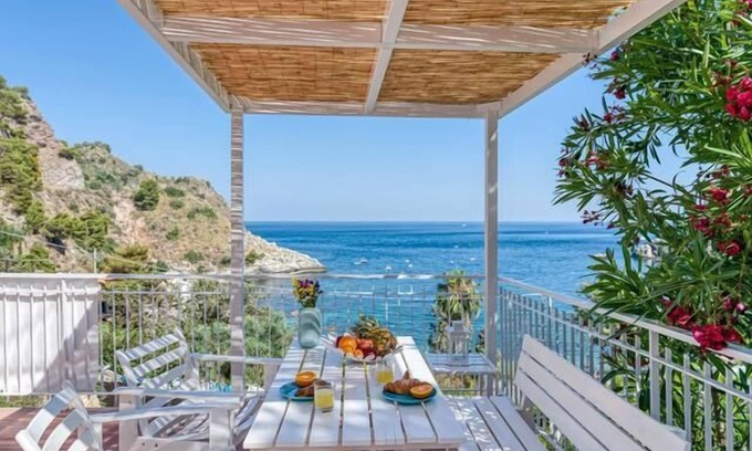 Mazzaro Villa | Paradisea Taormina con jardín frente al mar