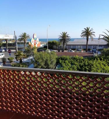 Marina di Carrara Apartamento | Paradiso