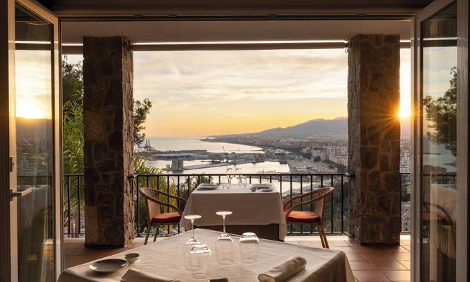 Monte de Gibralfaro Hotel | Parador de Malaga Gibralfaro