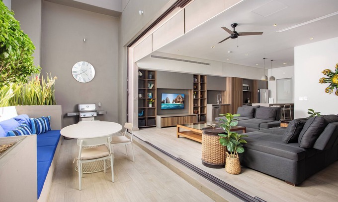 El Médano Ejidal Condominio | Paraiso Luxury Property Stylish 1BR/2Bath Condo w/sleeper sofa. Walk to Beach!