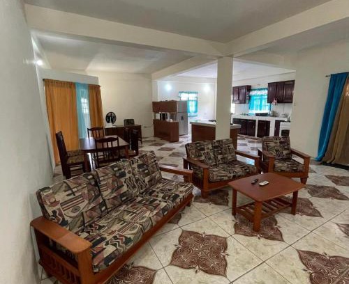 Mason Hall Apartamento | Parakeet Hideaway