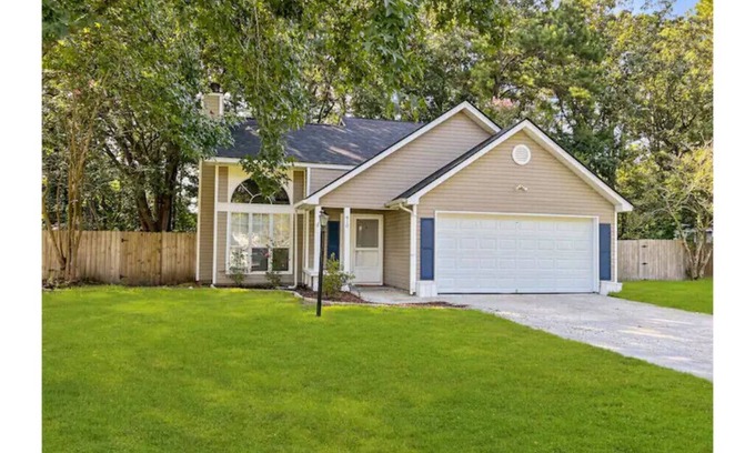 Summerville Casa | Paramour: huge yard home with ground floor bedroom 25 min to Charleston