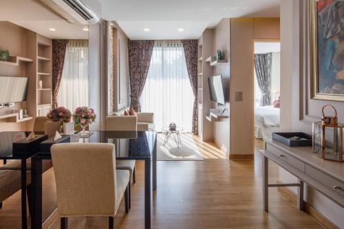 Hai Ya Hotel | Parc Borough City Resort