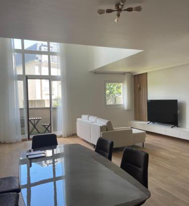 Charenton-le-Pont Apartamento | Paris été 2024