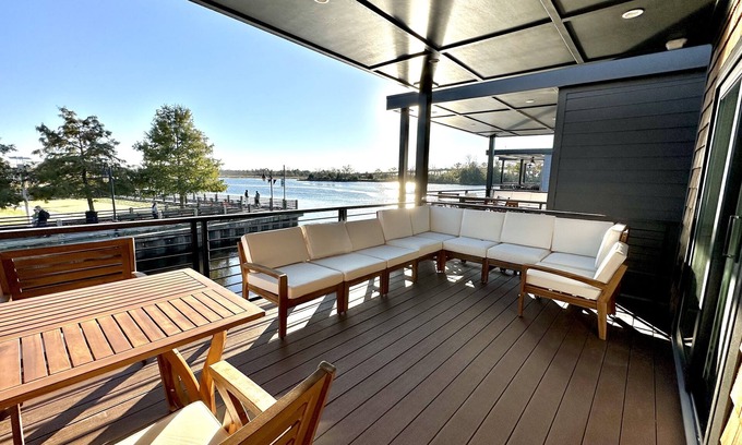 Wilmington Historic District Alquiler De Eote | Paris at The Cove - in Port City Marina, Wilmington NC