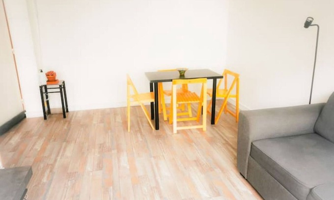 Saint-Fargeau Apartamento | Paris : Charmant 2 Pièces Idéalement Placé