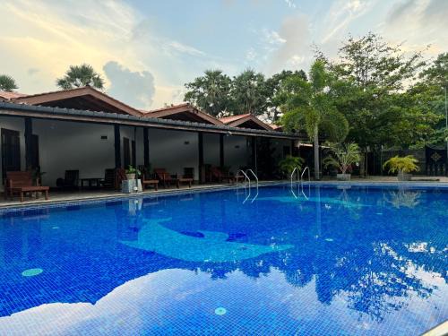 Uppuveli Casa | Paris Garden Resort