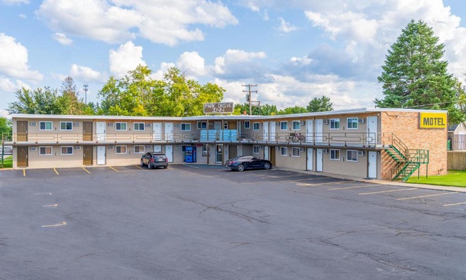 Caro Hotel | Park Drive Inn