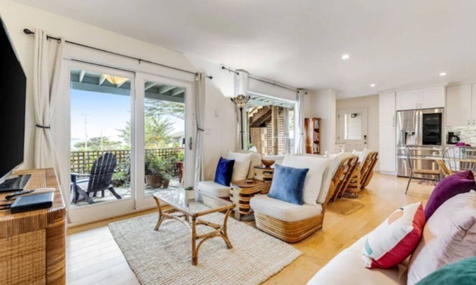 Bodega Bay Casa | Park & Harbor Views, Spa, Fire Pit & Ocean Access