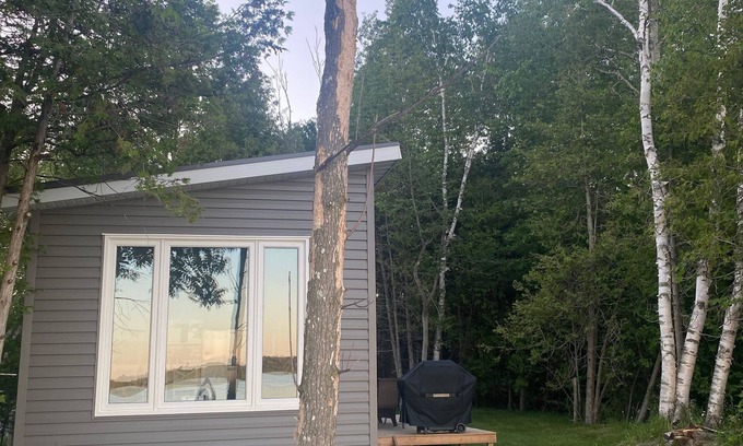 South Bruce Peninsula Casa | Park Model on Waterfront Site at Campground