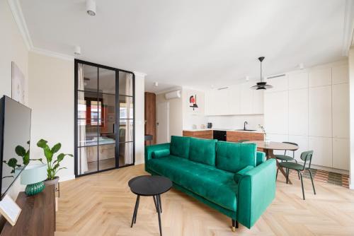 Praga Apartamento | Park Praski Superior Apartment by BookingHost
