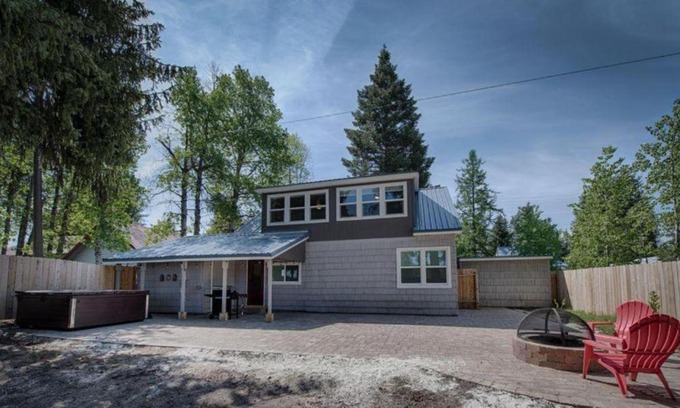 McCall Casa | Park Street Cottage by Casago McCall - Donerightmanagement