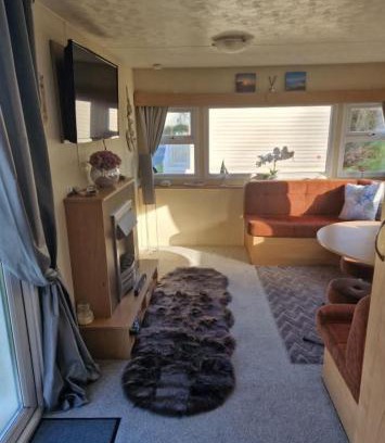 Borth Casa | Parkdean Escape Coastal Comfort in Borth Spacious 3 Bedroom Family Getaway