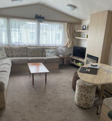 Great Yarmouth Complejo | Parkdean Static caravan on cherry tree holiday park