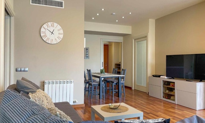 Vilanova I la Geltru Apartamento | Parking Terraza Soleada Netflix Equipado Hostem