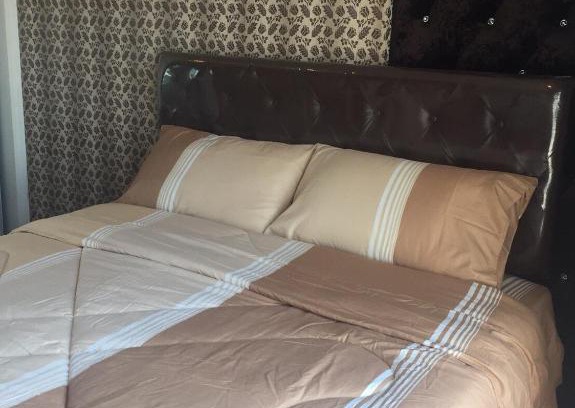 Bang Kra So Apartamento | Parkland NgamWongWan - Khae Rai