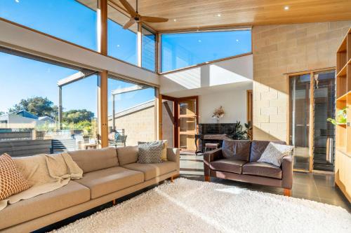 Jan Juc Casa | Parkview Family Retreat with Pool