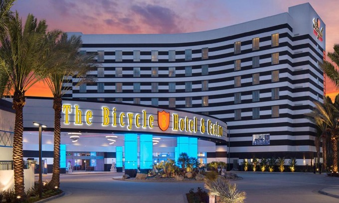 Bell Gardens Hotel | Parkwest Bicycle Casino