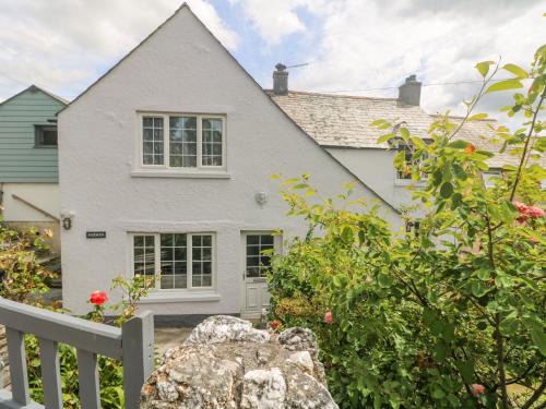 Treknow Casa | Parwin