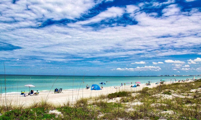 Pass-a-Grille Historic District Condominio | Pass a grille Gulf Way Beachfront 13
