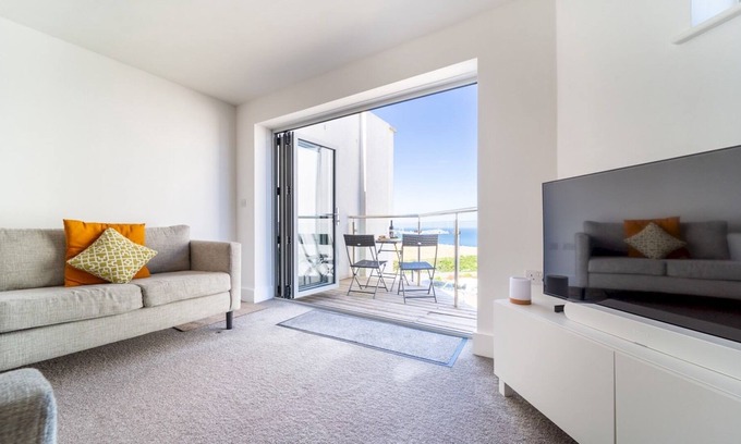 Lusty Glaze Apartamento | Pass the Keys | NEW NEWQUAY ADULT ONLY SEA VIEW RETREAT