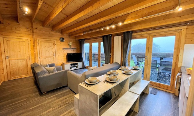 Bankend Casa | Pass the Keys | Beautiful Countryside Lodge with Outstanding Views