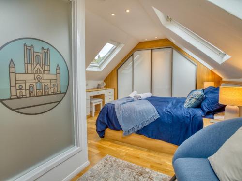 Lincoln Apartamento | Pass the Keys Cathedral Views Luxury Living Historic Lincoln