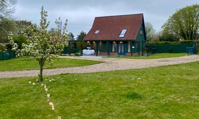 Cretingham Casa | Pass the Keys | Charming House in Rural Suffolk