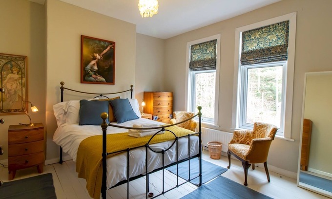 Durham Casa | Pass the Keys | Charming Retreat – Perfect for Outdoor Lovers!