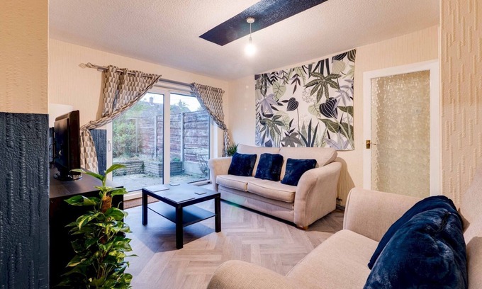 Whitefield Casa | Pass the Keys | Cheerful 2 bedroom home in Whitefield