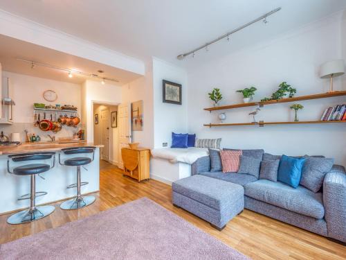 Balham Apartamento | Pass the Keys Cozy Balcony Flat 1-Min to Balham Tube