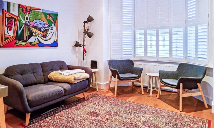 Askew Apartamento | Pass the Keys | Family Friendly 2BR Gem