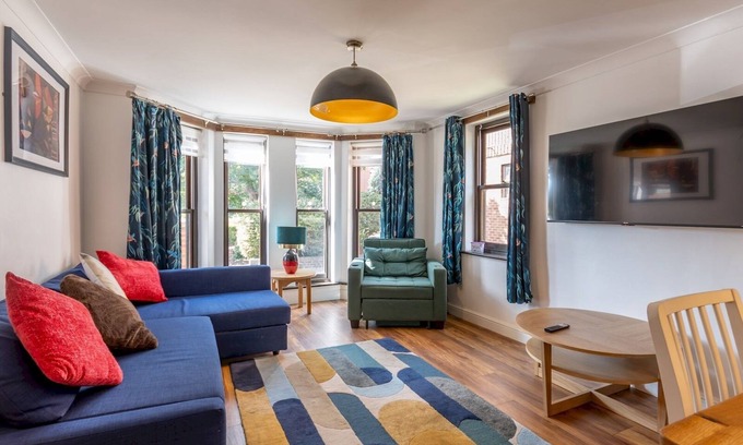 Southend-on-Sea Apartamento | Pass the Keys | Cosy flat next to the seafront