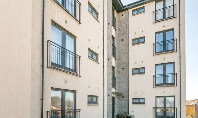 Bonnybridge Apartamento | Pass the Keys | Modern Cosy Flat