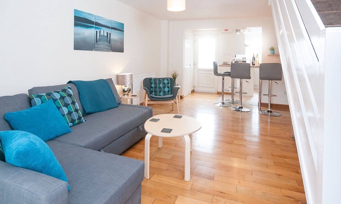 Canton Casa | Pass the Keys | Modern house close to Stadiums & Centre w/parking