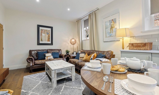 York Casa | Pass the Keys | No. 5 - Chestnut Cottage