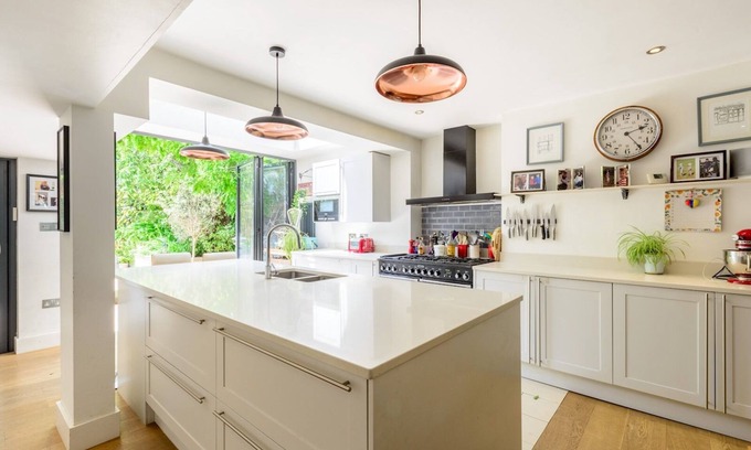 Mildmay Casa | Pass the Keys | Petherton · Beautiful 4-bd House, Patio, Lrg Garden, Near Park
