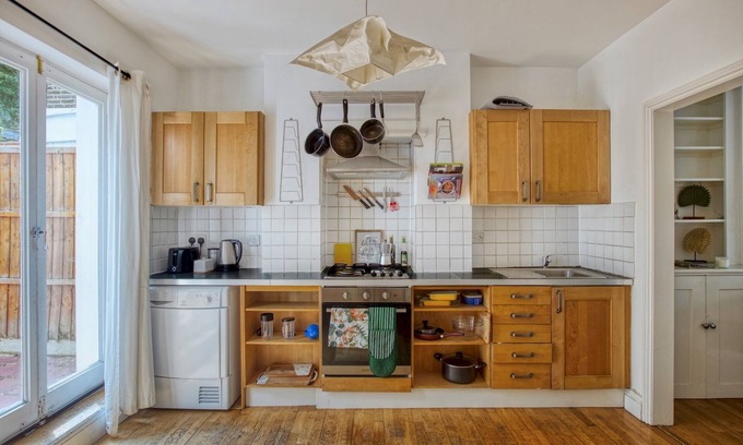 Thurlow Park Apartamento | Pass the Keys | SE24, 1BD apart with Kitchen, Parking, Terrace