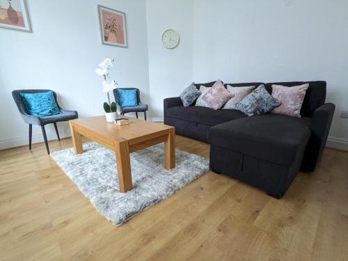 Seisdon Casa | Pass the Keys Spacious Comfortable 3 Bedroom House