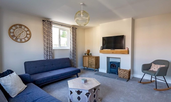 Bridgwater Casa | Pass the Keys | Stunning 3 Bedroom Home with Free Parking