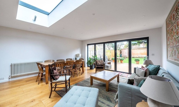 Summertown Casa | Pass the Keys | Stunning 3 Bed + Parking in Leafy North Oxford